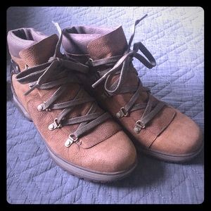 Merrell Eventyr Hiking Boots 7.5